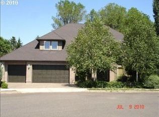 609 W T St, Washougal, WA 98671