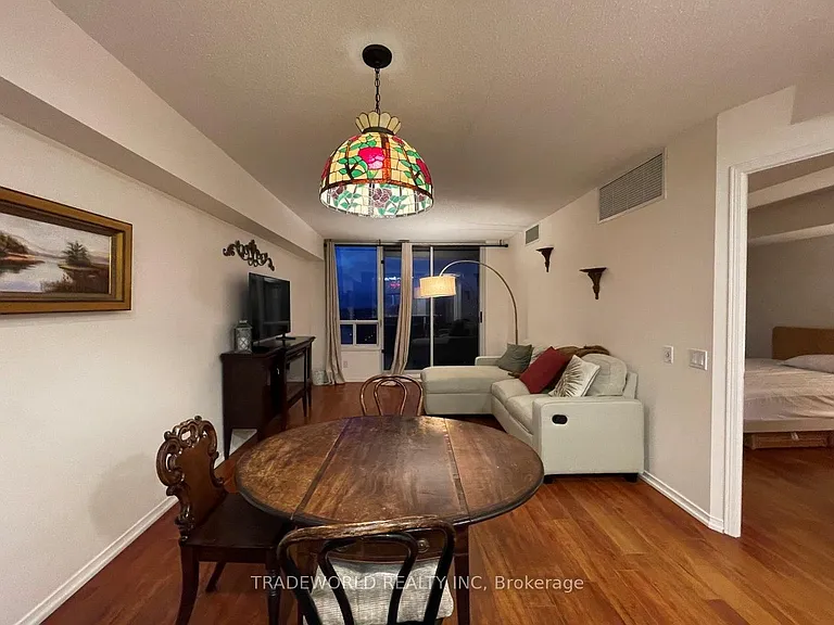 35 Finch Ave E #2209 — Photo 4
