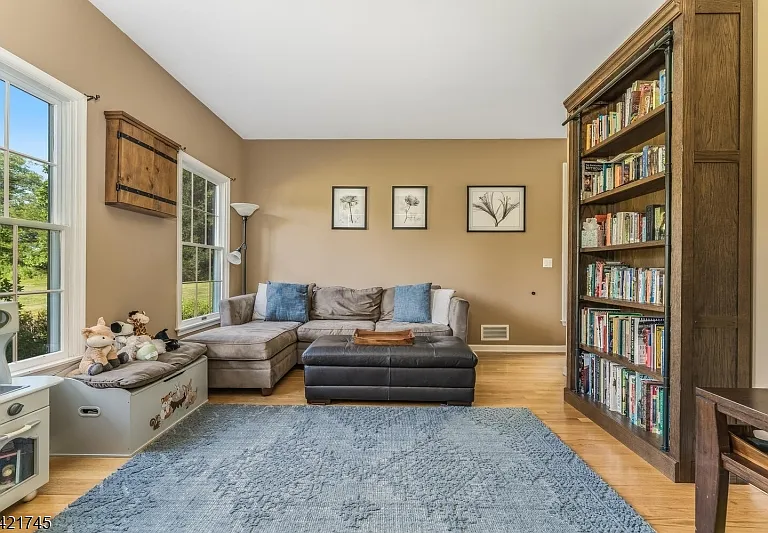 93 Bissell Rd #A — Photo 6