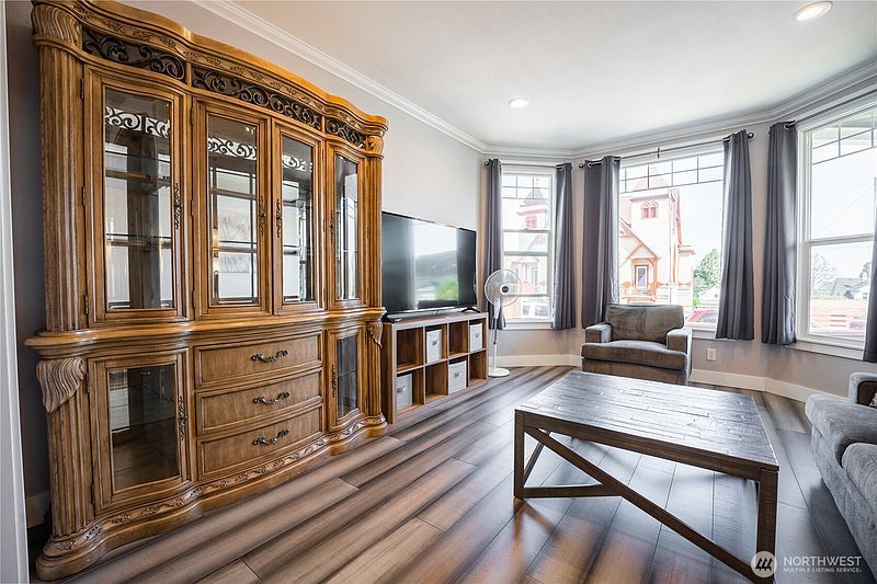 4th image of 1214 S I Street
