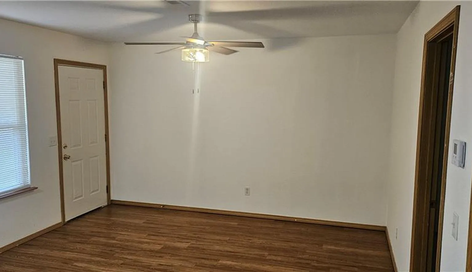 Razorback Rd Apartments — Photo 4