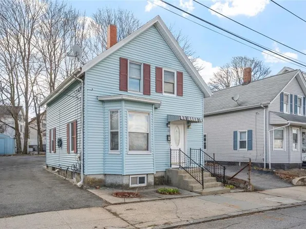 51 Clifford St, Pawtucket, RI 02860