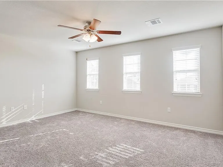 14202 McCoy Loop — Photo 15
