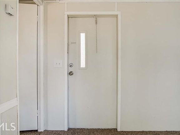 3rd image of 1505 Morton Dr
