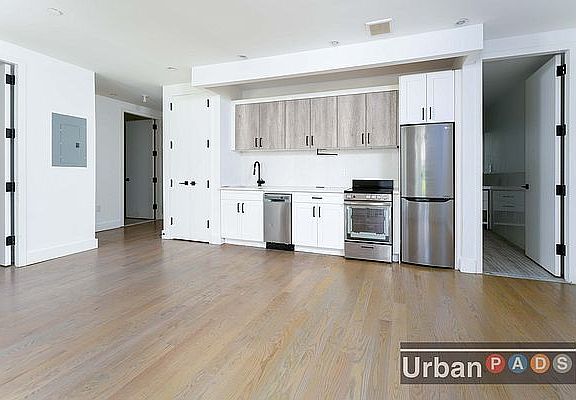 2nd image of 256 E 28th St #1D
