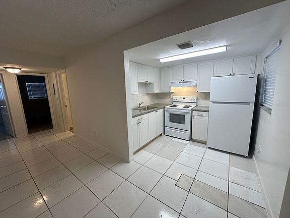 4th image of 6001 NW 7th St APT 2