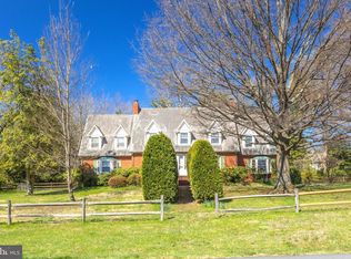 4420 Park Rd NE, Alexandria, VA 22312