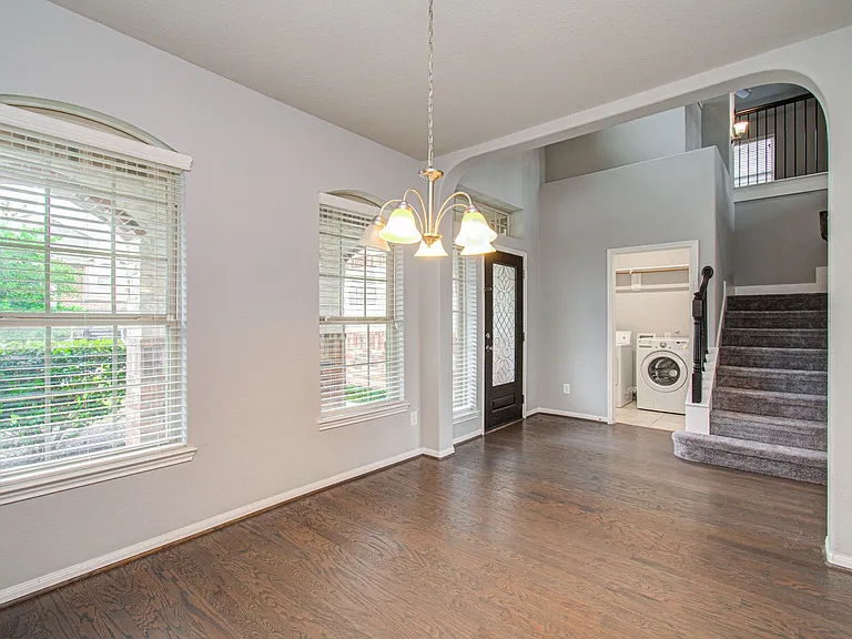 24331 Kee Cresta Ct — Photo 3