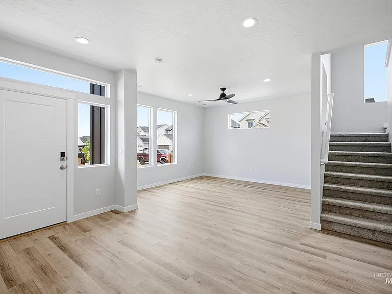 6705 S Spindlebush Ave — Photo 10