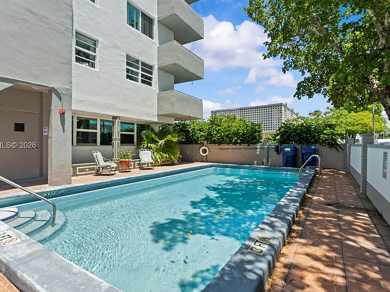 1145 Normandy Dr #505 — Photo 21