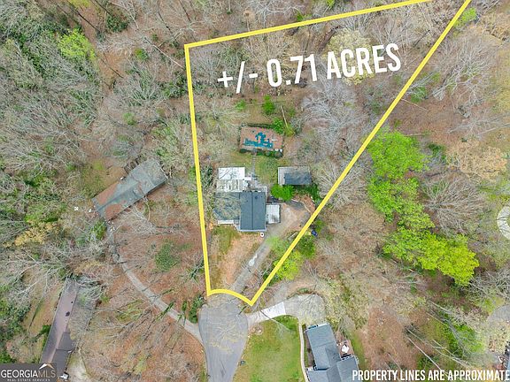 4th image of 4548 Holiday Heights Dr