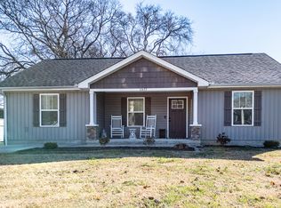 11673 Walker Rd, Soddy Daisy, TN 37379