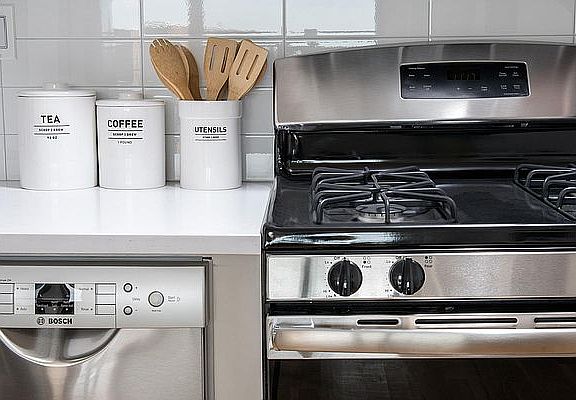 3rd image of 6260 99th St APT 1123