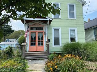 2068 W 44th St, Cleveland, OH