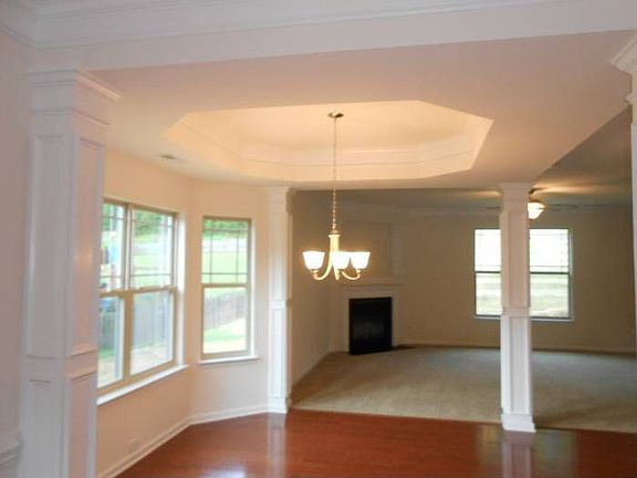 Dining Room to Family Roo