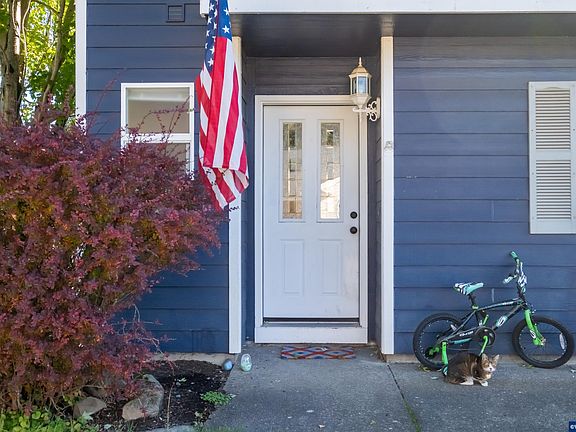 5th image of 7702 Saint Charles St NE #7712