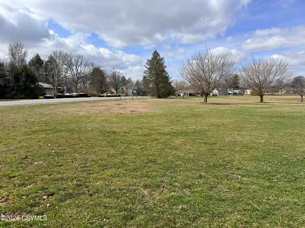 68-72 E Mill Rd, Selinsgrove, PA 17870