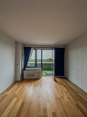 Rented by Artur Gutman, LREB | media 3