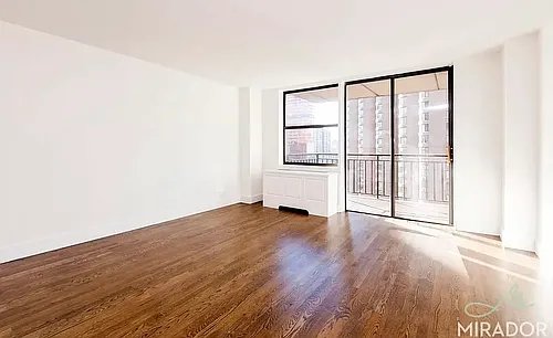 330 E 39th St #21A Photo 1