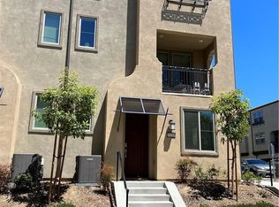 18318 Iris Ln, Yorba Linda, CA 92886