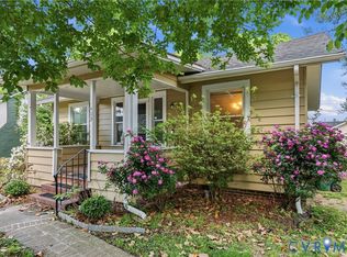 409 Brown Ave, Hopewell, VA 23860