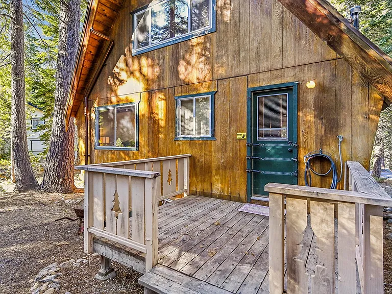 325 Snowbird Loop — Photo 36