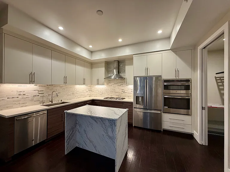 Kitchen & Separate Pantry
