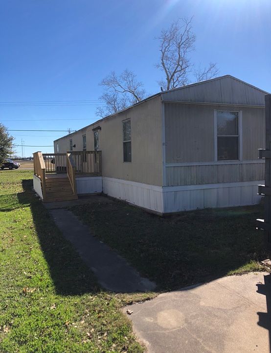 2nd image of 11 Serena Dr