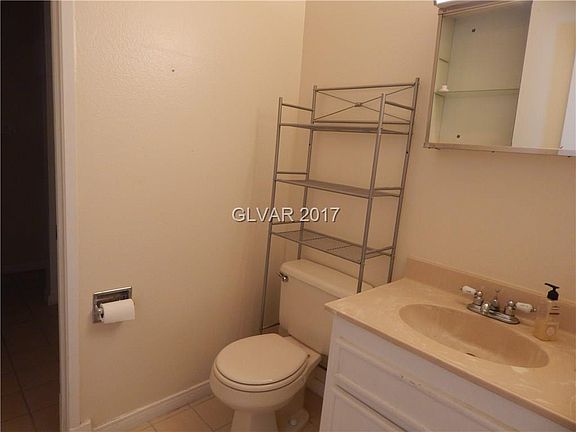4th image of 1013 Ron Evans St