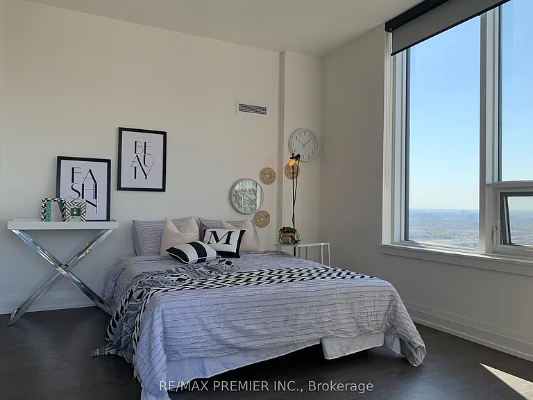 3600 Highway 7 #Penthouse O2 — Photo 27