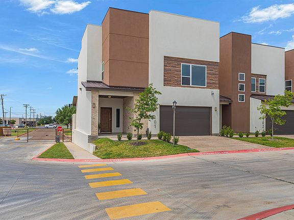 2nd image of 9653 McPherson Rd #101