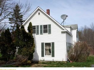 22 Boardman St, Calais, ME 04619