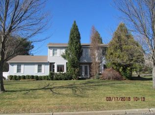 4 Cleary Ct, Garnerville, NY 10923