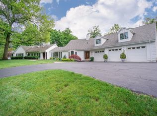 9290 Kugler Mill Rd, Cincinnati, OH 45243