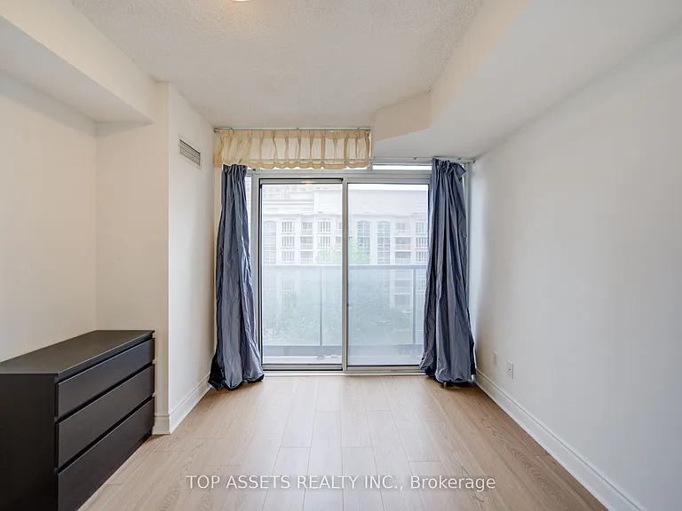 10 Northtown Way #606 — Photo 28