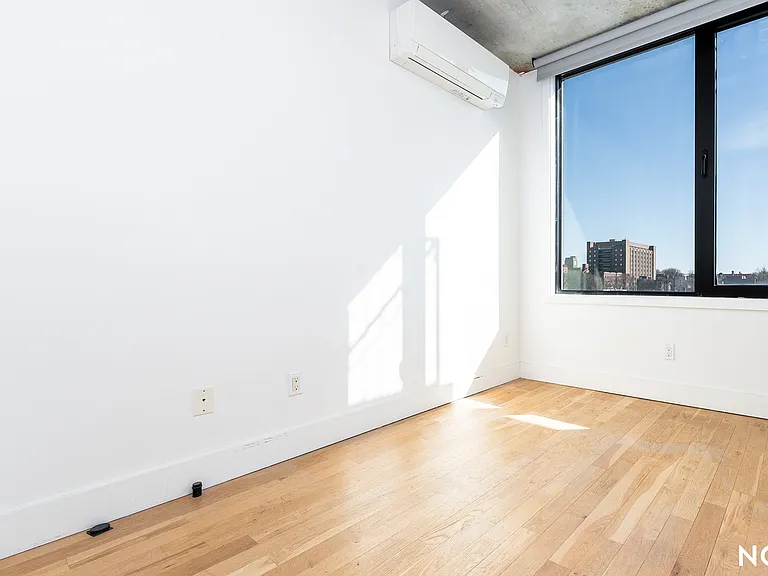824 E New York Ave #2J — Photo 9