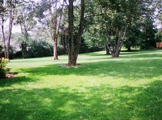 107 Broadbent Rd, Sewickley, PA 15143