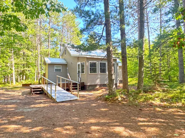 13443 N Robindale Cir, Paradise, MI 49768