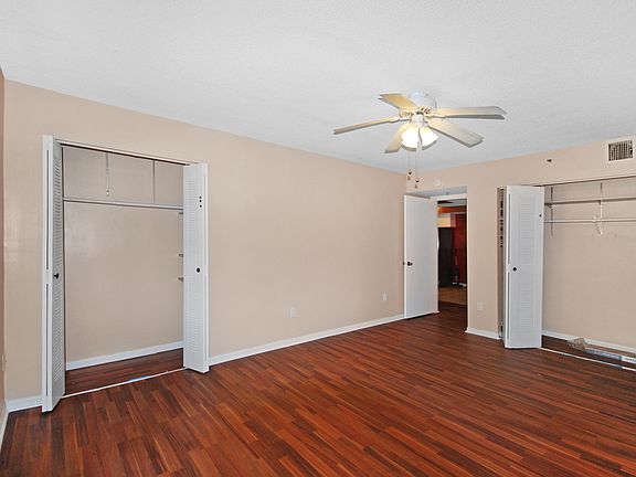 4th image of 5530 NW 61st St APT 306