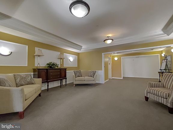 2nd image of 23530 F D R Blvd Unit 206