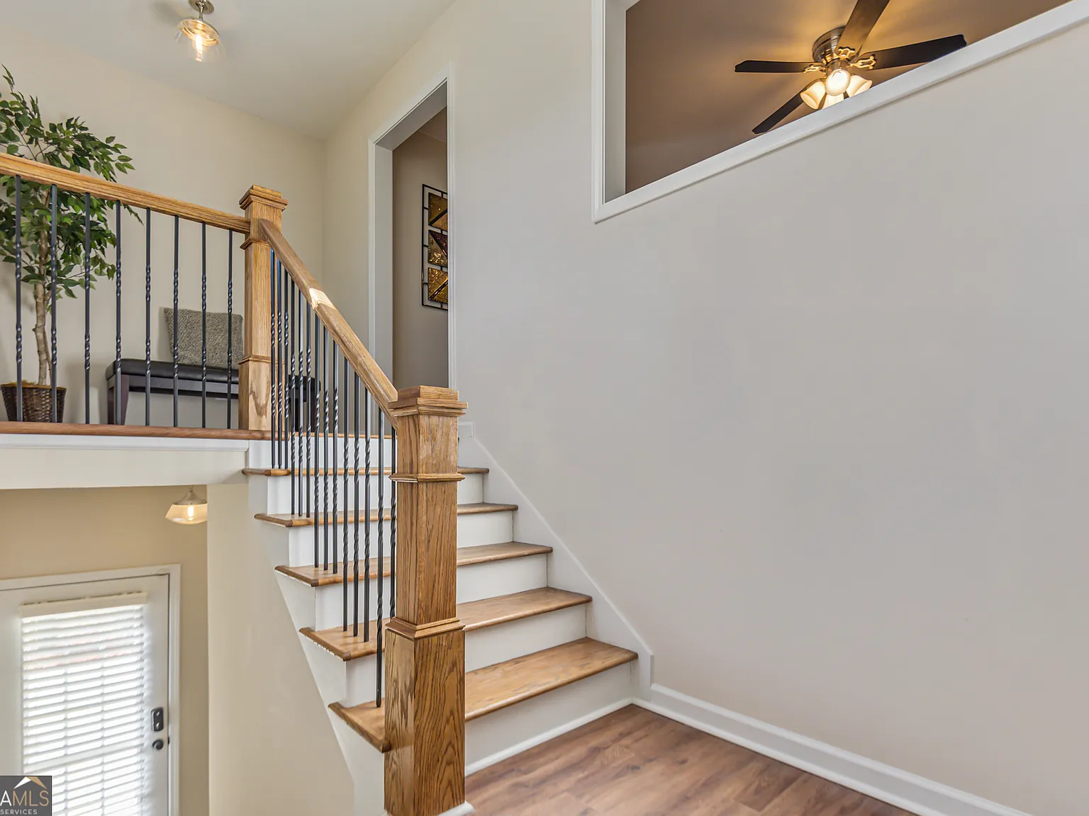 3 bed, 2.5 bath, $4,653 — Photo 4