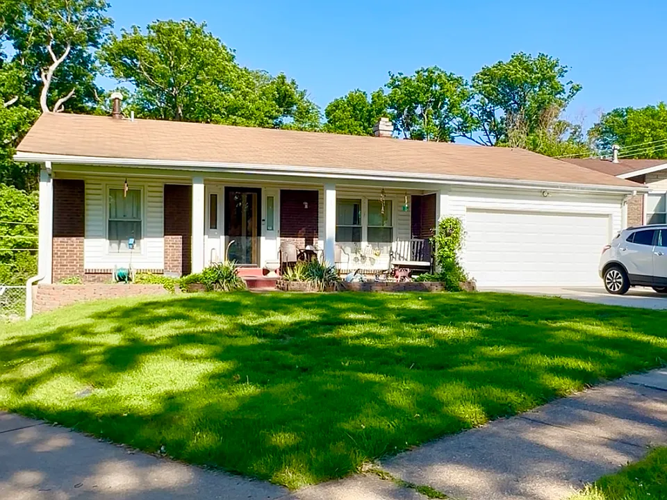 4176 Lisieux Ln