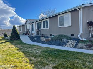 201 Poplar Ln, Selah, WA 98942