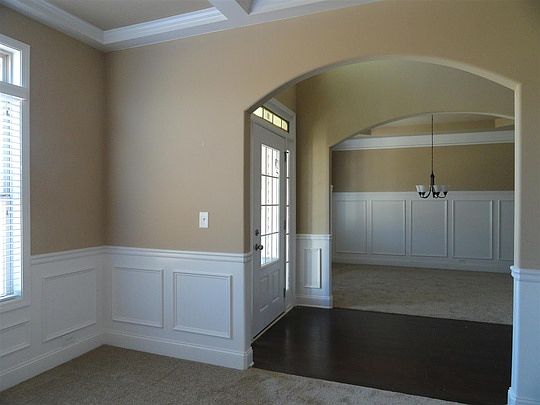 4th image of 107 W Haven Dr