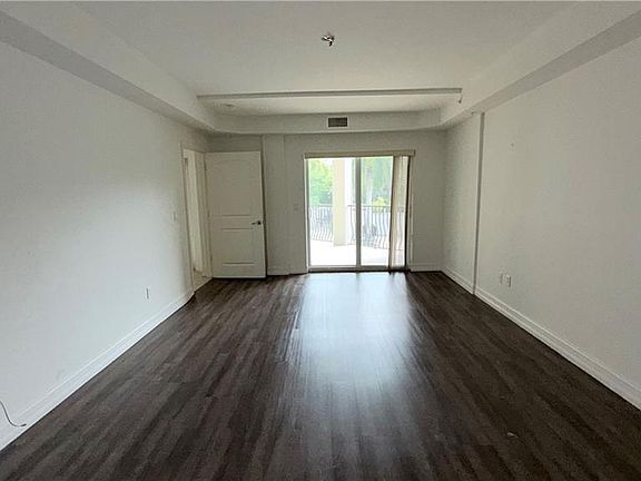 5th image of 1100 Pine Ridge Rd Penthouse 200