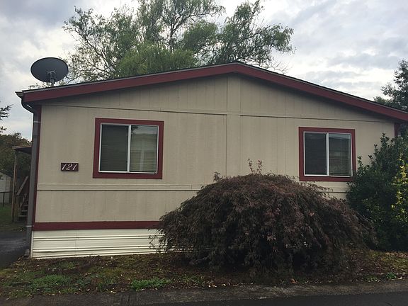 2nd image of 16812 SE 1st St