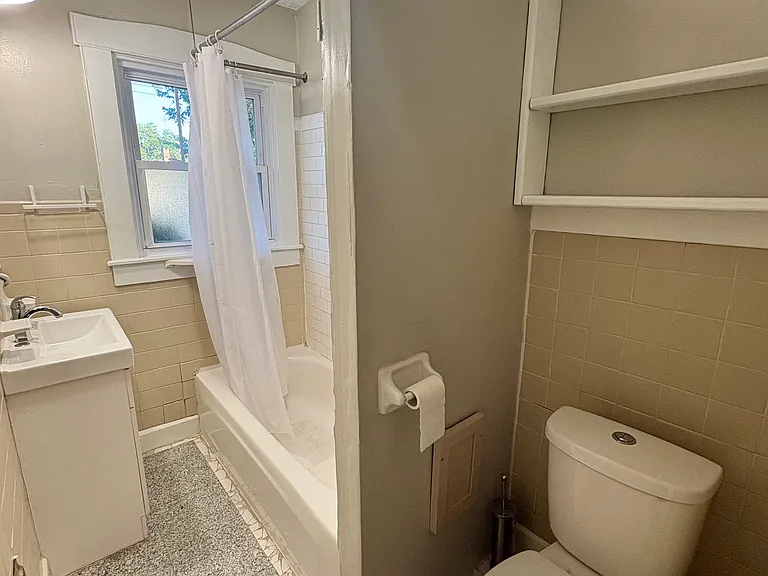 3946 N College Ave #3946 — Photo 11