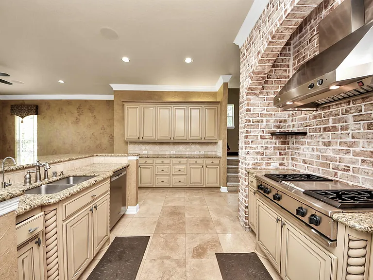 3727 Lakeridge Canyon Dr — Photo 17