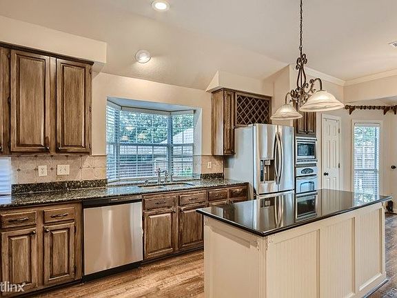 4th image of 4209 Hallmont Dr