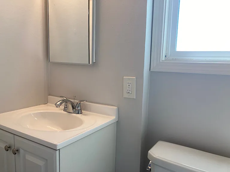 1161 Detroit Ave #6 — Photo 12